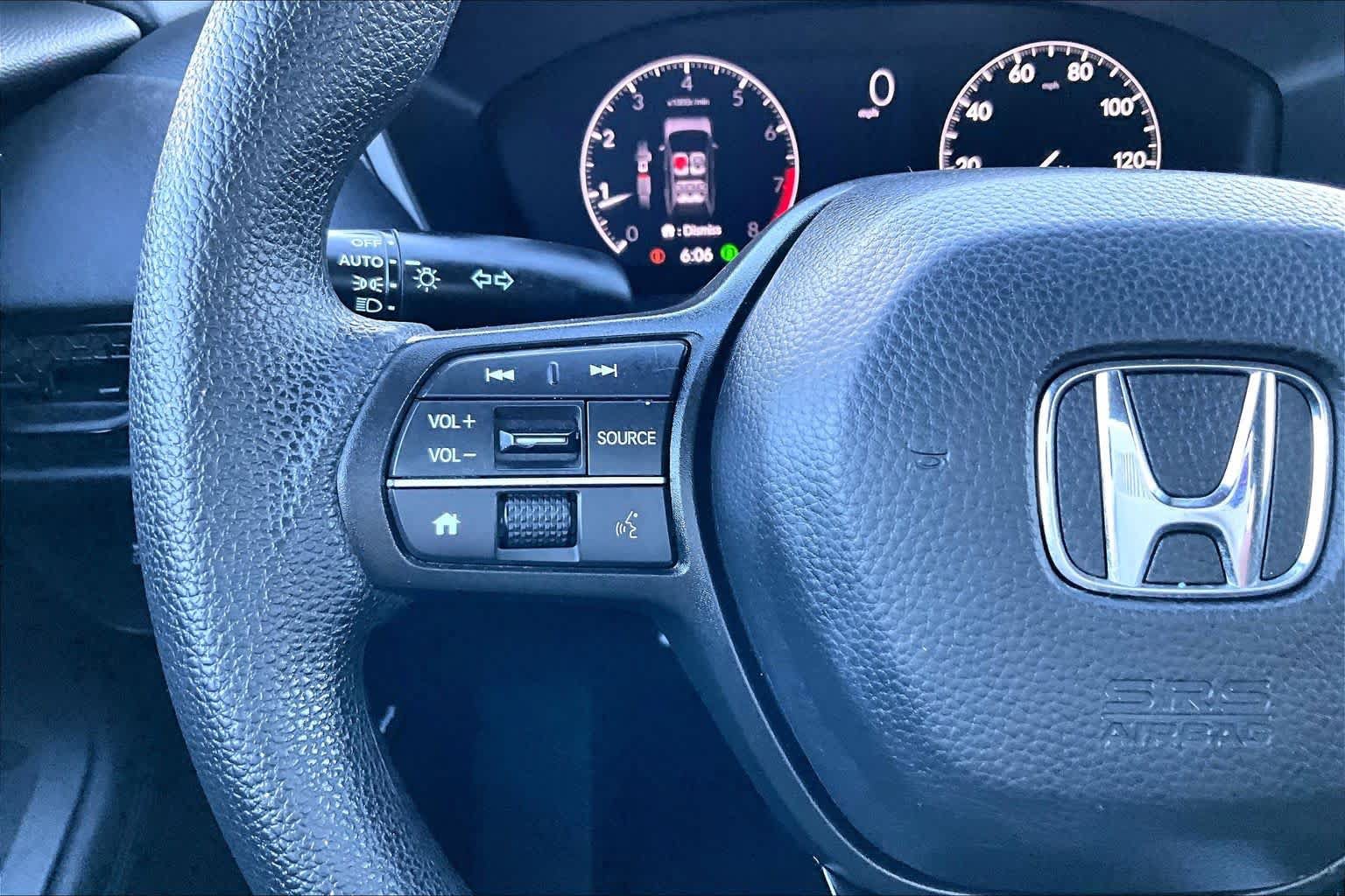 Used 2023 Honda HR-V LX image 23