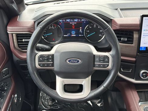 Used 2024 Ford Expedition Limited RWD image 28