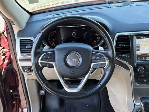Used 2016 Jeep Grand Cherokee Limited w/ Luxury Group II image 21