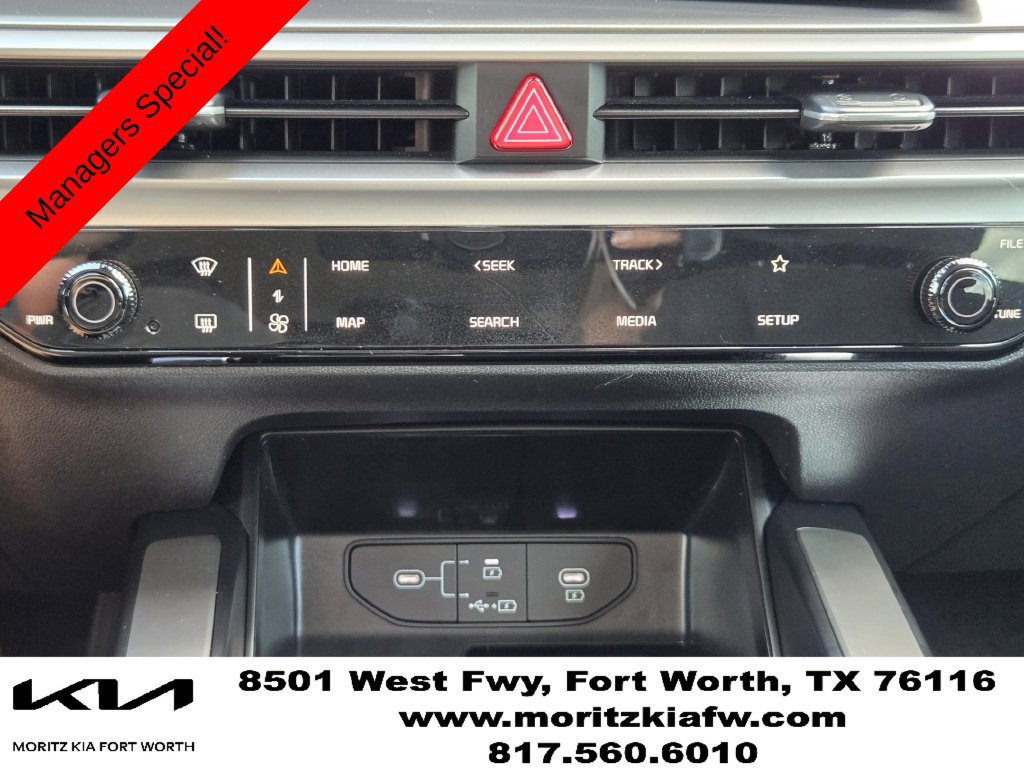 New 2026 Kia Sorento LX FWD image 16