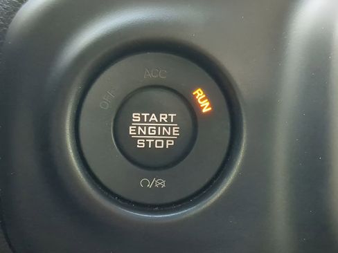 Used 2023 Jeep Gladiator Rubicon w/ LED Lighting Group image 33