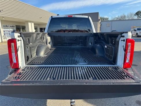 Used 2025 Ford F250 XLT image 10