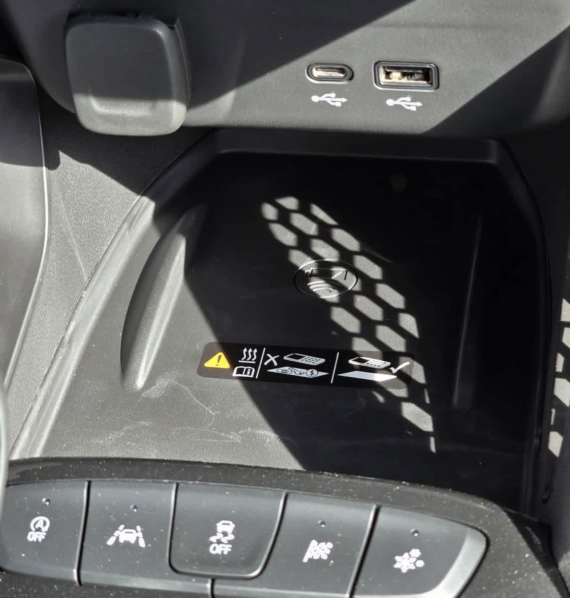 Used 2025 Chevrolet TrailBlazer ACTIV w/ Convenience Package FWD image 34