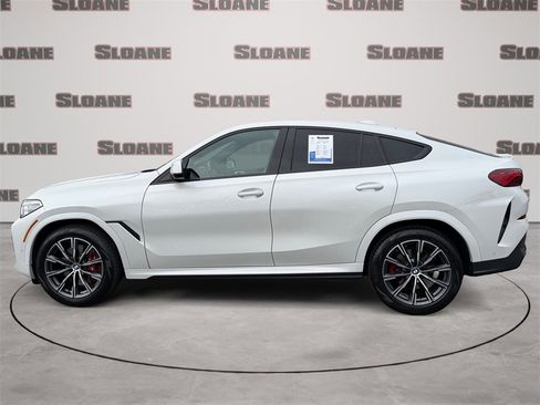 Certified 2023 BMW X6 xDrive40i w/ Executive Package image 2