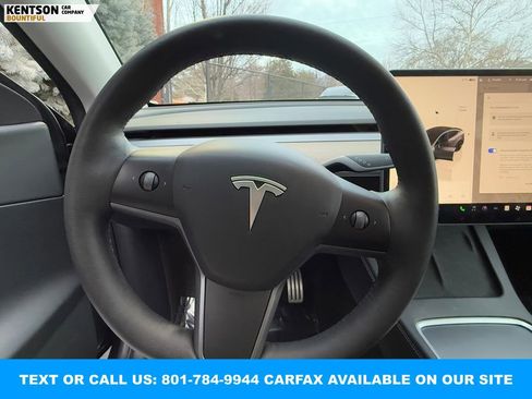 Used 2022 Tesla Model Y Performance image 17