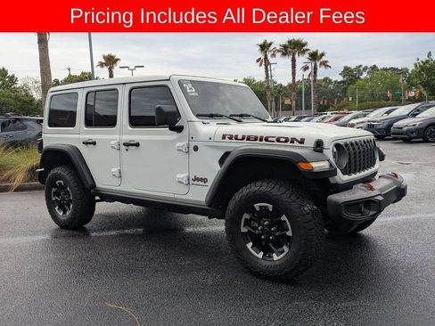 Used 2025 Jeep Wrangler Unlimited Rubicon w/ Safety Group AWD/4WD image 2