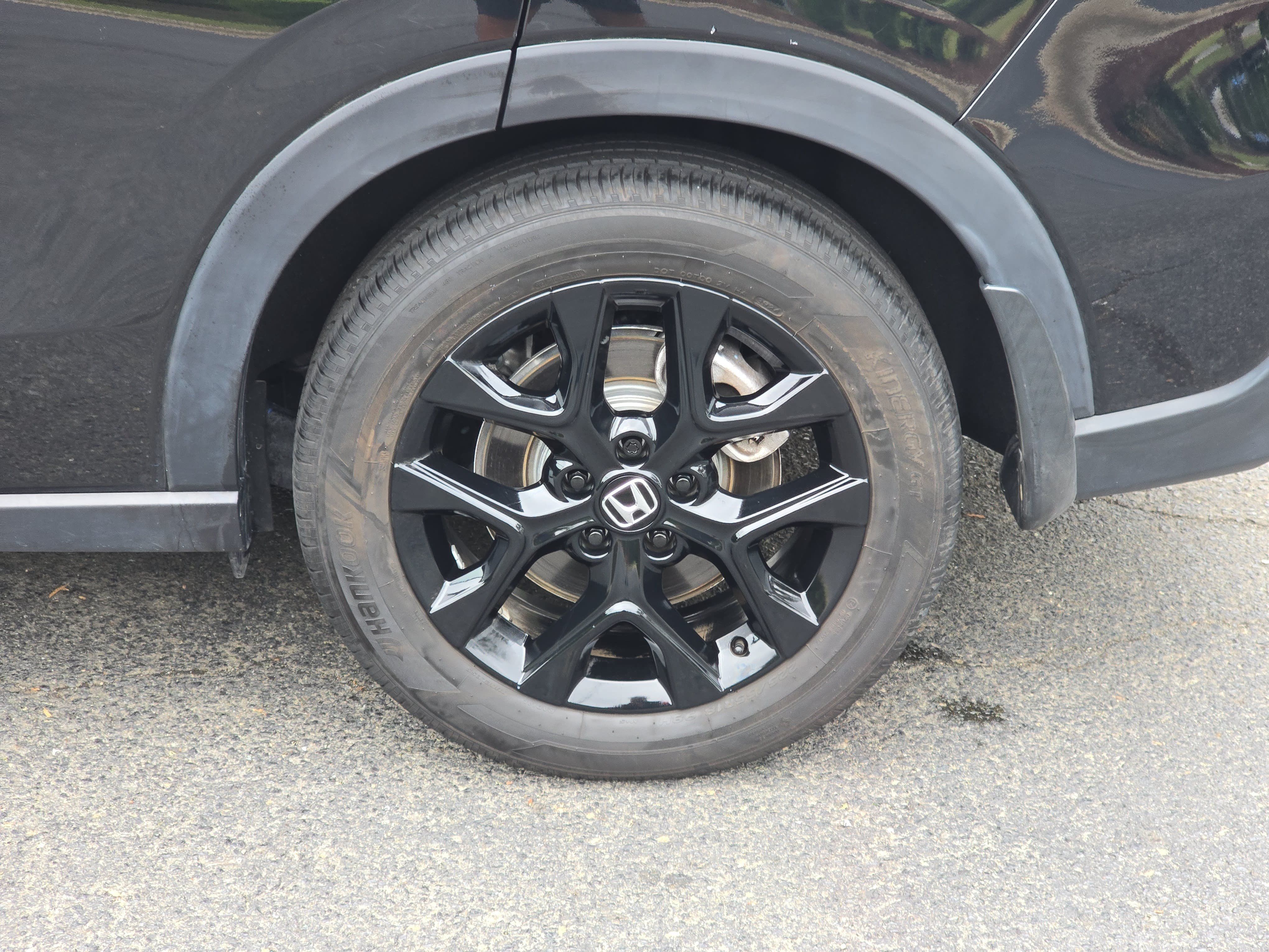 Certified 2025 Honda HR-V Sport image 32