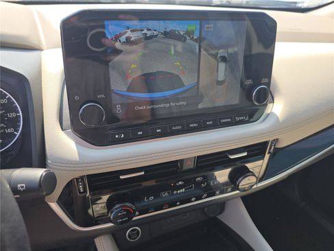 Used 2022 Nissan Rogue SL w/ SL Premium Package FWD image 35