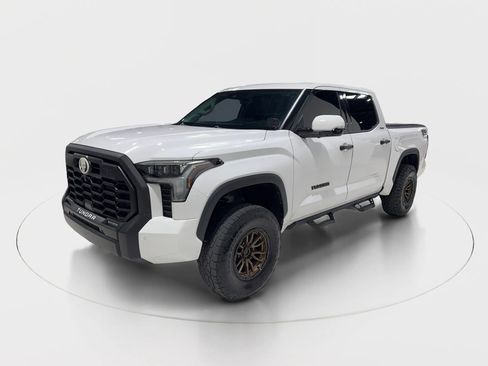 Used 2022 Toyota Tundra Limited w/ TRD Off-Road Package image 17