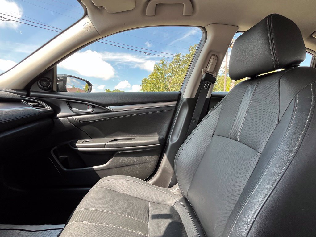 Used 2018 Honda Civic EX-L image 24