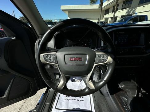 Used 2021 GMC Canyon Denali image 22