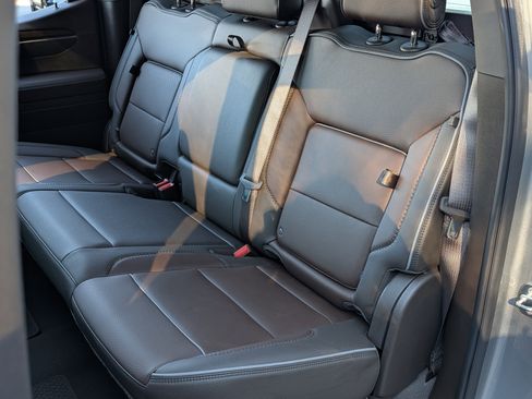 Used 2024 GMC Sierra 1500 Denali w/ Denali Reserve Package image 18