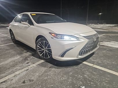 Used 2022 Lexus ES 250 w/ Premium Package
