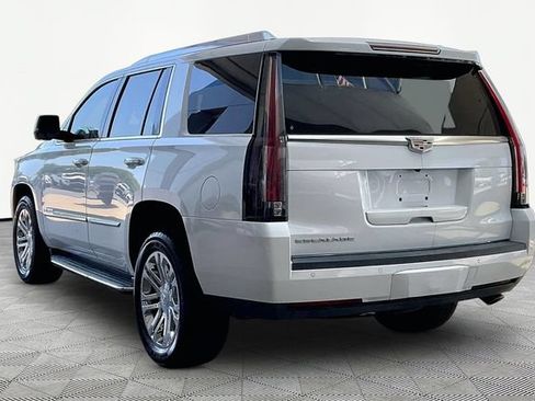 Used 2016 Cadillac Escalade 2WD image 4