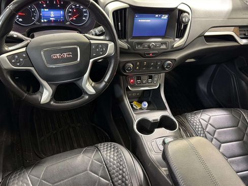 Used 2021 GMC Terrain SLE w/ Elevation Edition FWD image 11
