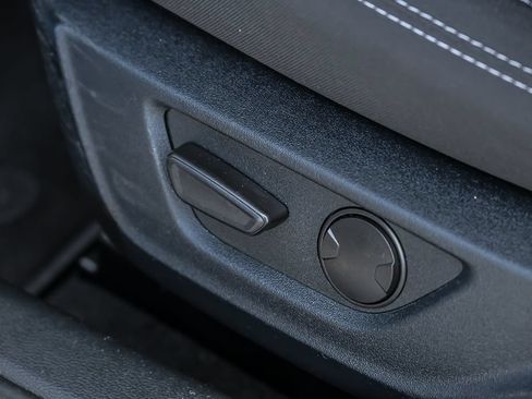 Certified 2021 Ford Mustang GT RWD image 19