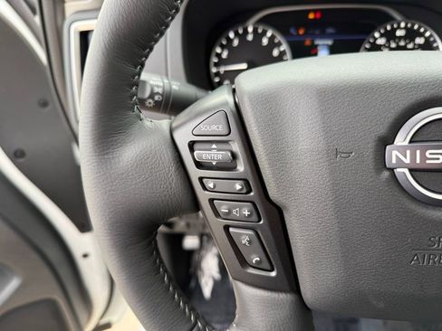 New 2025 Nissan Frontier SV w/ SV Convenience Package image 17