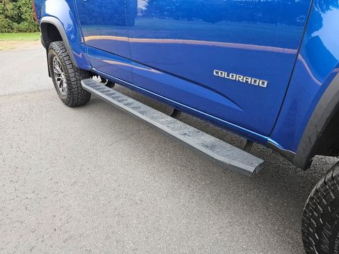 Used 2019 Chevrolet Colorado ZR2 image 9