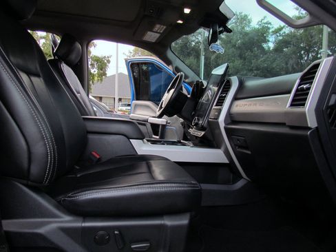 Used 2020 Ford F250 Lariat image 21