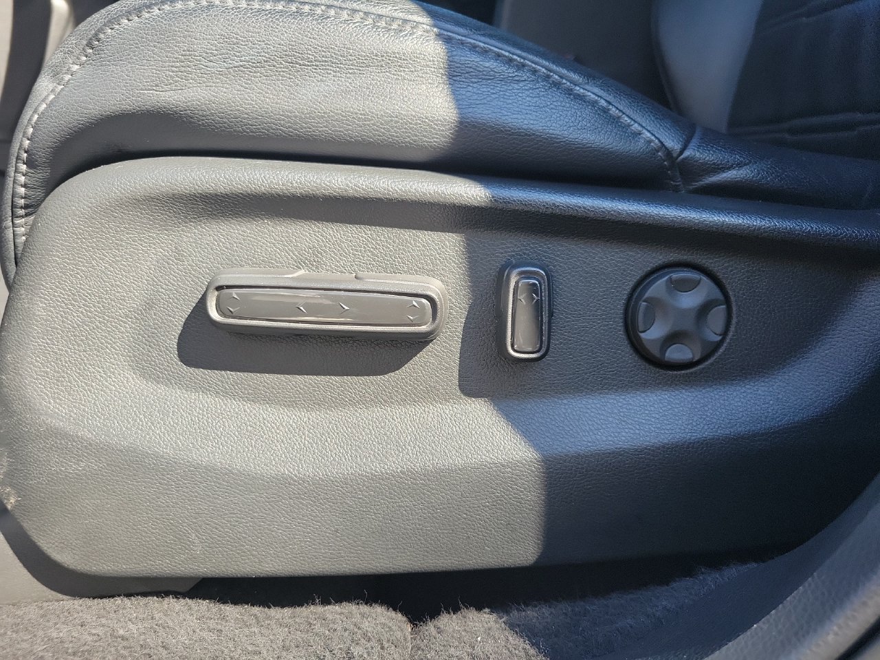 Used 2017 Honda CR-V Touring image 18