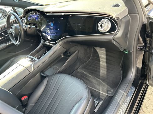 Certified 2023 Mercedes-Benz EQS 580 4MATIC Sedan image 48