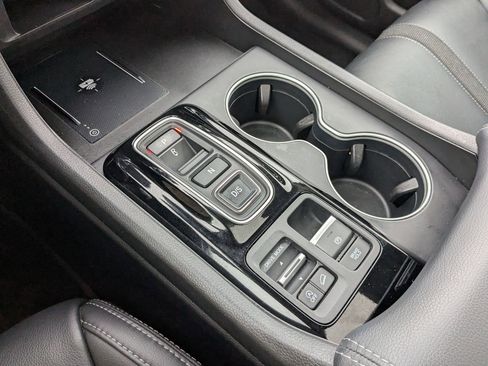 Used 2023 Honda Pilot Touring image 26