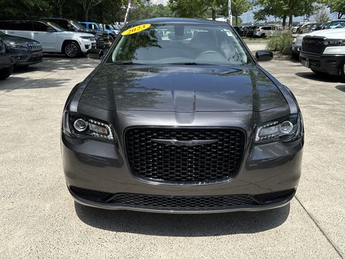 Used 2023 Chrysler 300 Touring w/ Sport Appearance Package RWD image 2