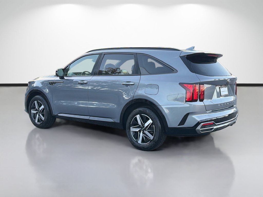 Used 2021 Kia Sorento S w/ Panoramic Sunroof Package FWD image 5