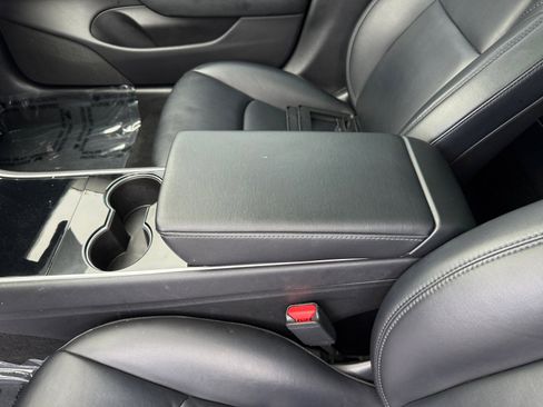 Used 2019 Tesla Model 3 RWD image 14