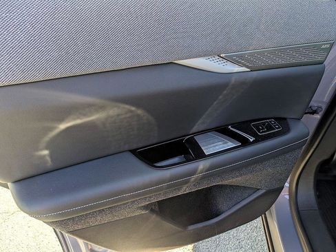 New 2026 Cadillac Optiq Luxury 2 image 20