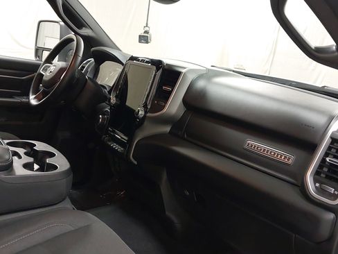 Used 2024 RAM 2500 Big Horn w/ Night Edition AWD/4WD image 28