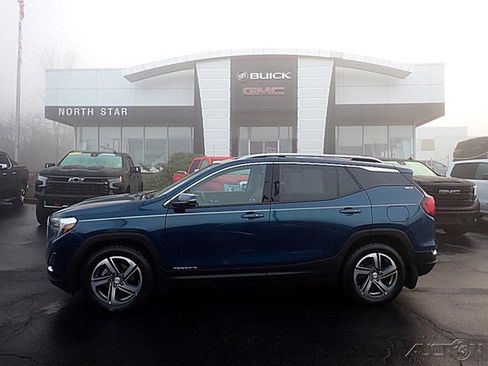 Certified 2020 GMC Terrain SLT w/ Preferred Package image 1