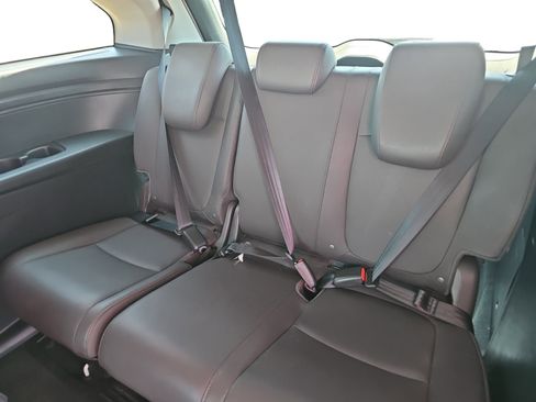 Used 2018 Honda Odyssey EX-L image 16
