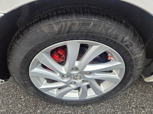 Used 2012 MAZDA MAZDA3 i Touring FWD image 38