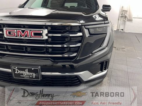 Used 2025 GMC Acadia Elevation FWD image 12