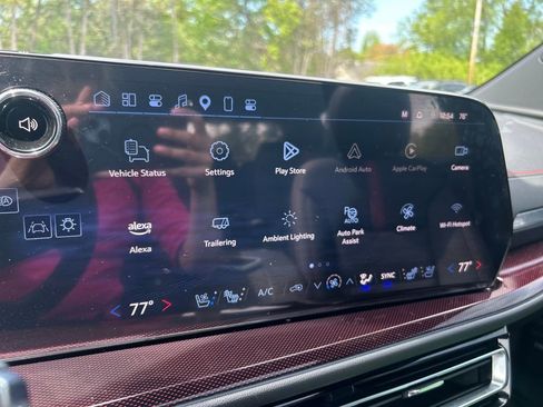 Used 2024 Chevrolet Traverse RS w/ LPO, Floor Liner Package FWD image 27