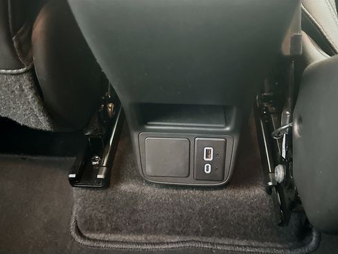 Used 2025 Buick Encore GX Preferred FWD image 28