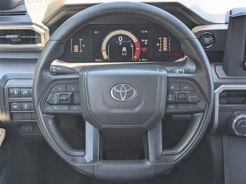 Used 2025 Toyota Tacoma SR AWD/4WD image 20