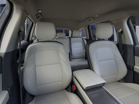 New 2026 Lincoln Nautilus Premier image 32