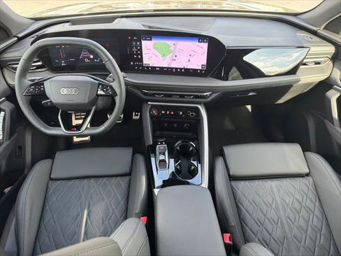 Used 2025 Audi SQ5 Premium Plus w/ Premium Plus Package AWD/4WD image 22