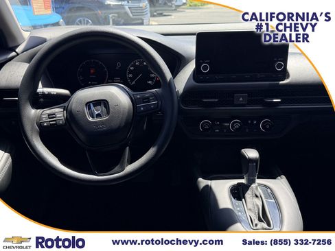 Used 2023 Honda HR-V LX image 14