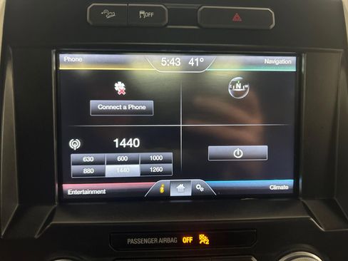 Used 2015 Ford F150 Lariat w/ Equipment Group 501A Mid image 18