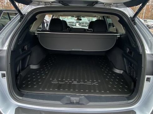 Certified 2025 Subaru Outback Premium image 33