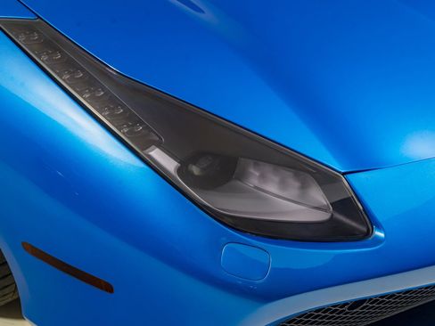 Used 2017 Ferrari 488 Spider RWD image 44