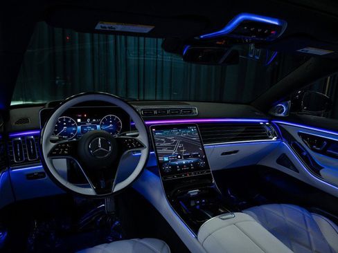 New 2025 Mercedes-Benz Maybach S 680 4MATIC image 14