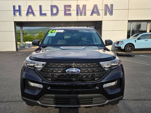 Certified 2024 Ford Explorer XLT w/ Equipment Group 202A AWD/4WD image 2