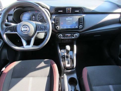 Used 2024 Nissan Versa SR FWD image 15