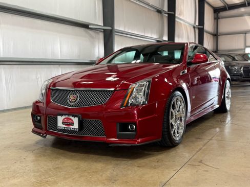 Used 2013 Cadillac CTS V image 1