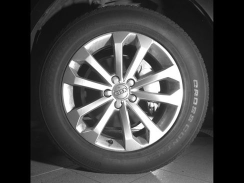 Used 2016 Audi Q5 2.0T Premium image 9