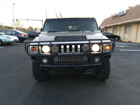 Used 2003 HUMMER H2 w/ Preferred Equipment Group AWD/4WD image 2